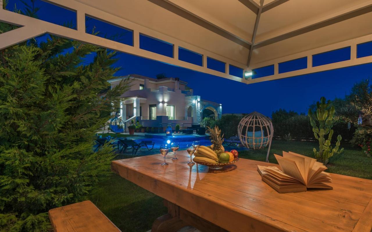 Romanza Luxury Villa Kalamákion Exteriör bild